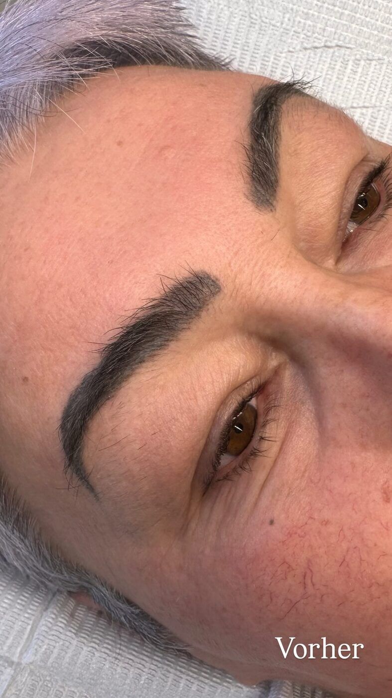 Browlifting mit Henna – vorher